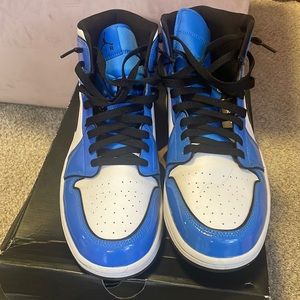 Men Jordan 1 mid blue black